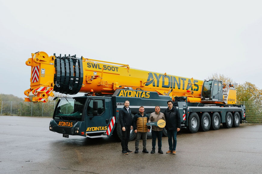 Zwei neue 8-Achser von Liebherr f&uuml;r t&uuml;rkischen Kranvermieter Aydıntaş